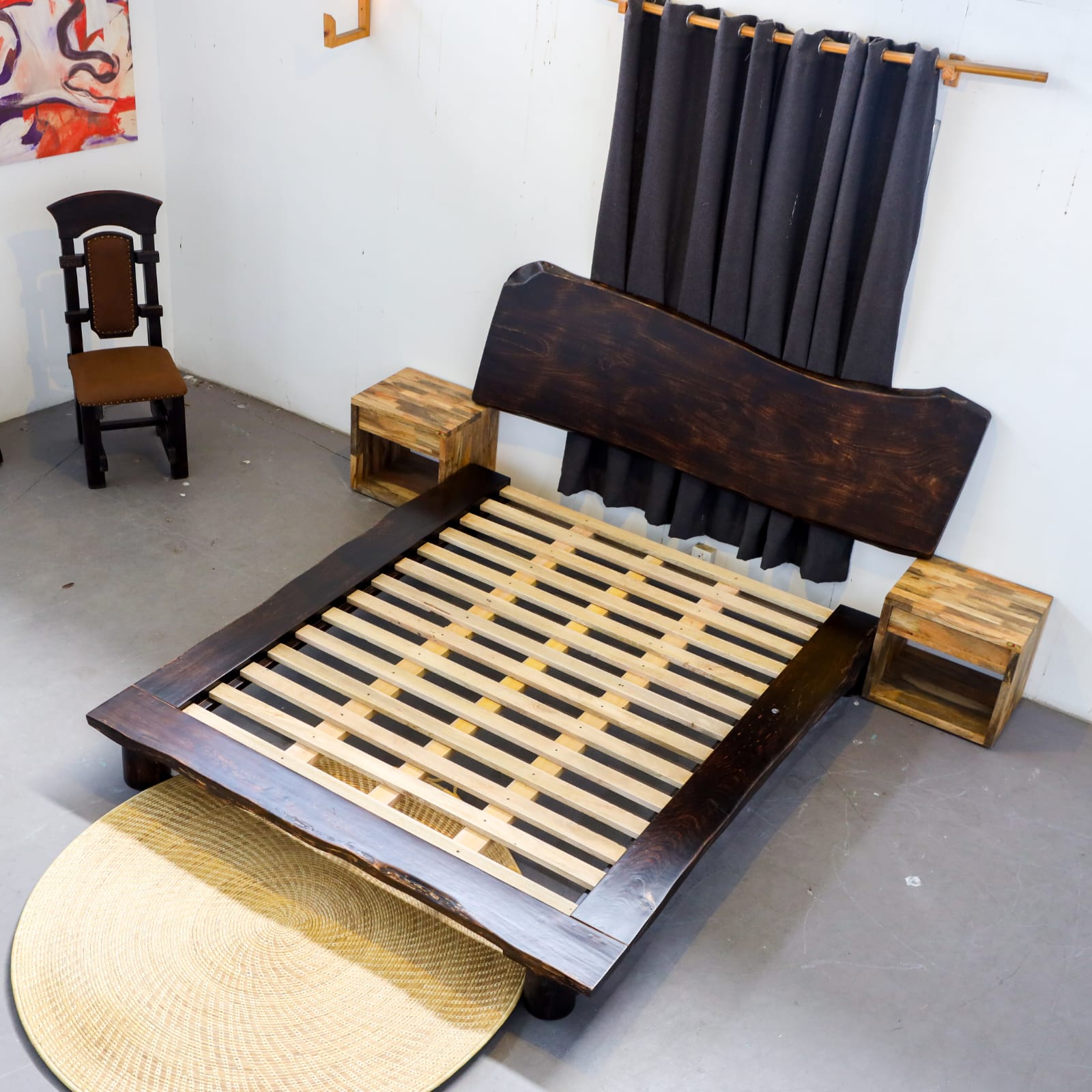Lasang Live Edge Bed